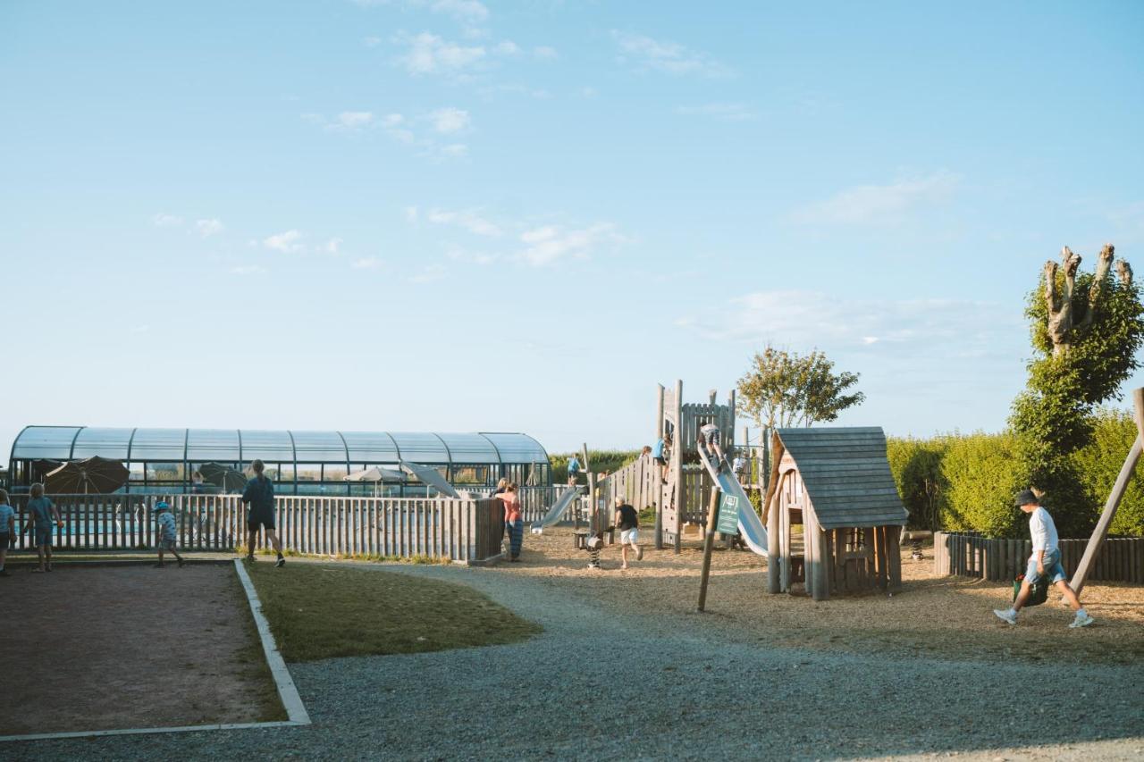 Huttopia Les Falaises - Normandie Hotel Saint-Pierre-en-Port Exterior photo